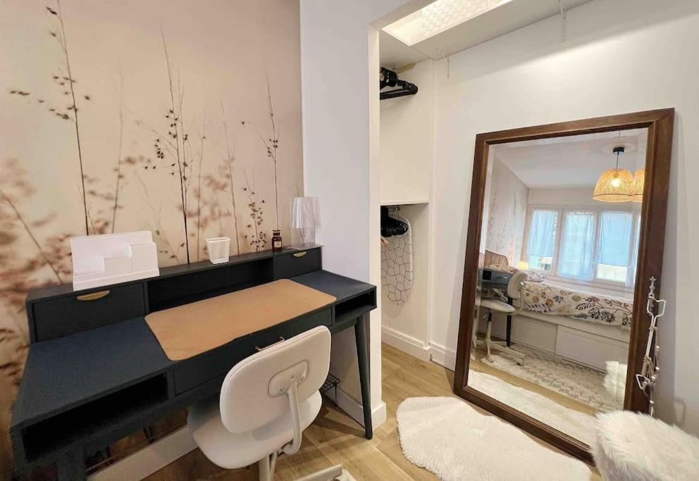 Le Rive Droite Apartment *